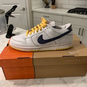 Nike Dunk Low